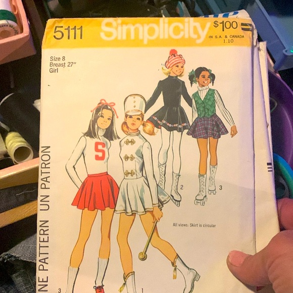 Vintage Sewing Patterns - Picture 5 of 5